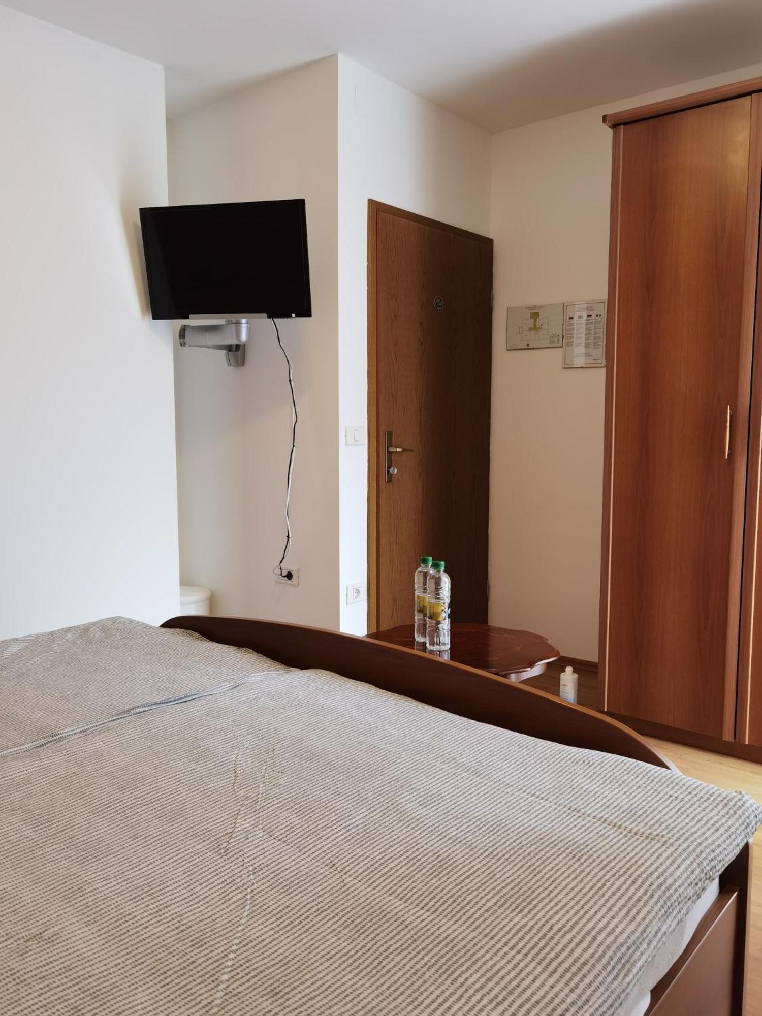 Gostisce Hedvika Hotel Kal-Koritnica Værelse billede